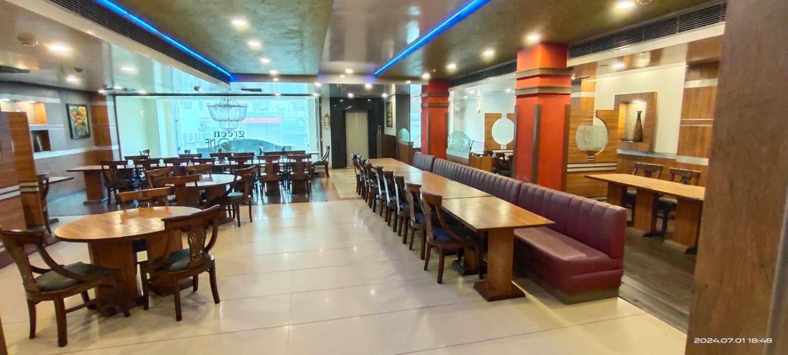 Hotel Queens Tower Amritsar Esterno foto